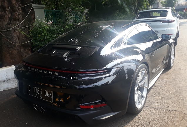 Porsche 992 GT3 Touring