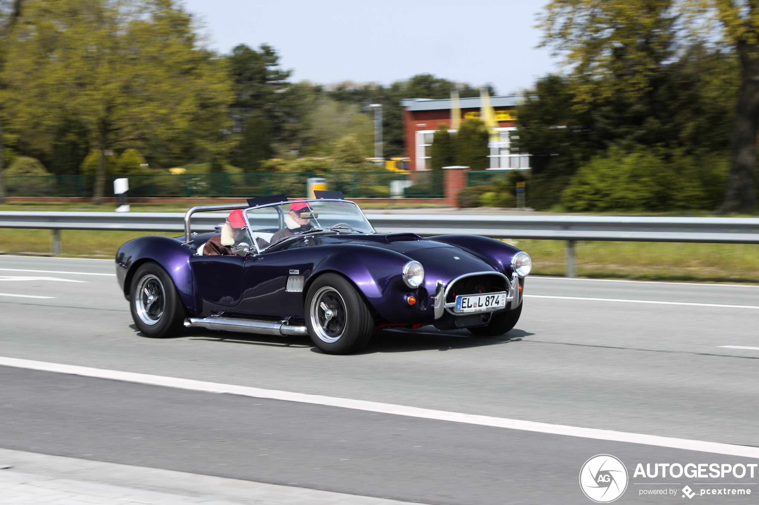 AC Cobra 427