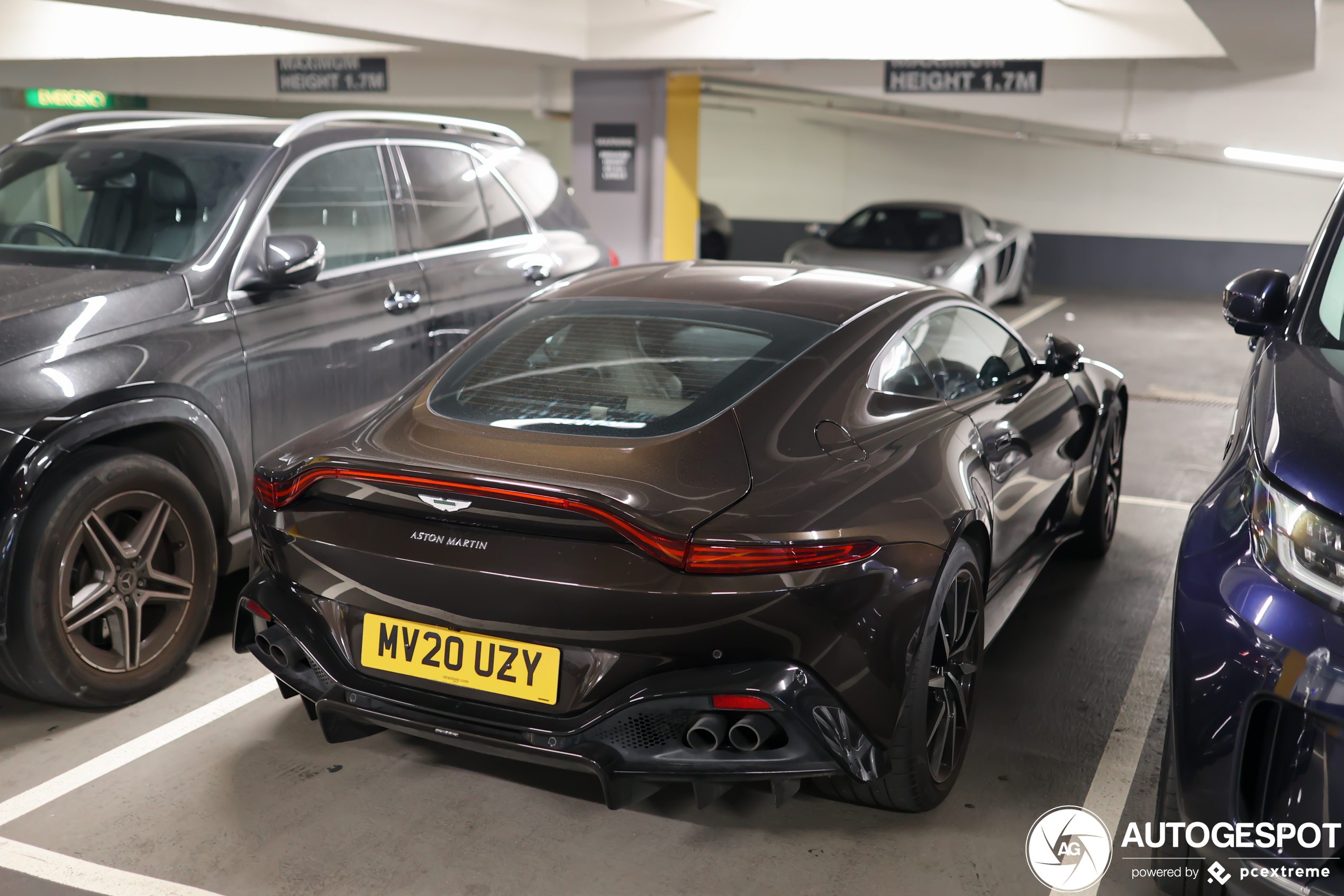 Aston Martin V8 Vantage 2018