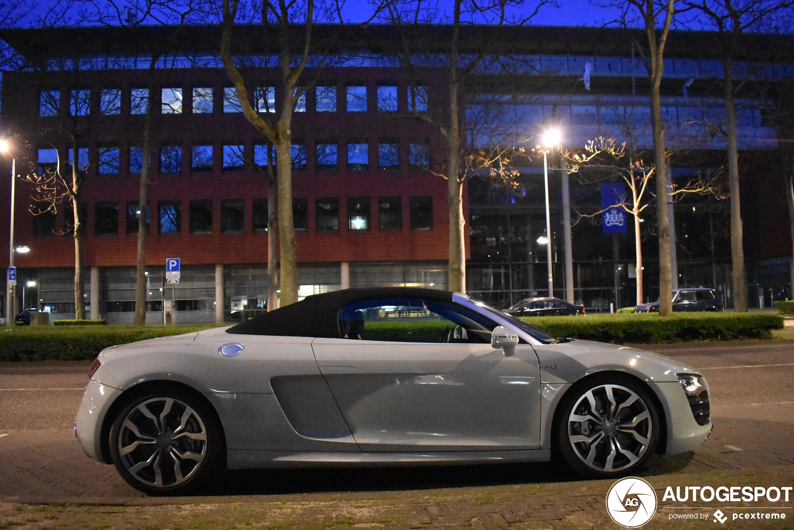 Audi R8 V10 Spyder