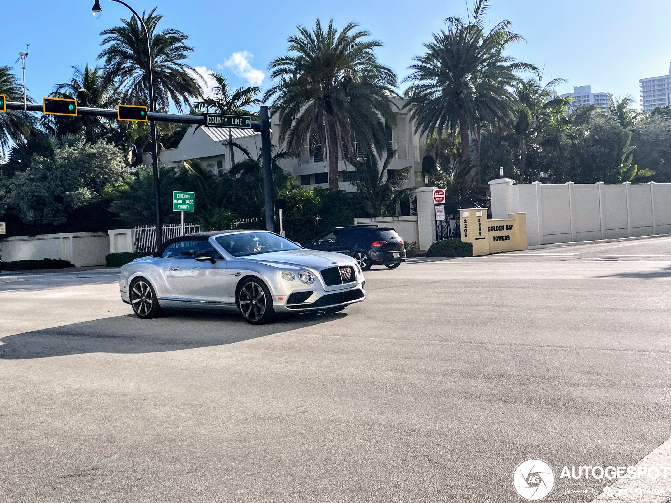 Bentley Continental GTC V8 S 2016