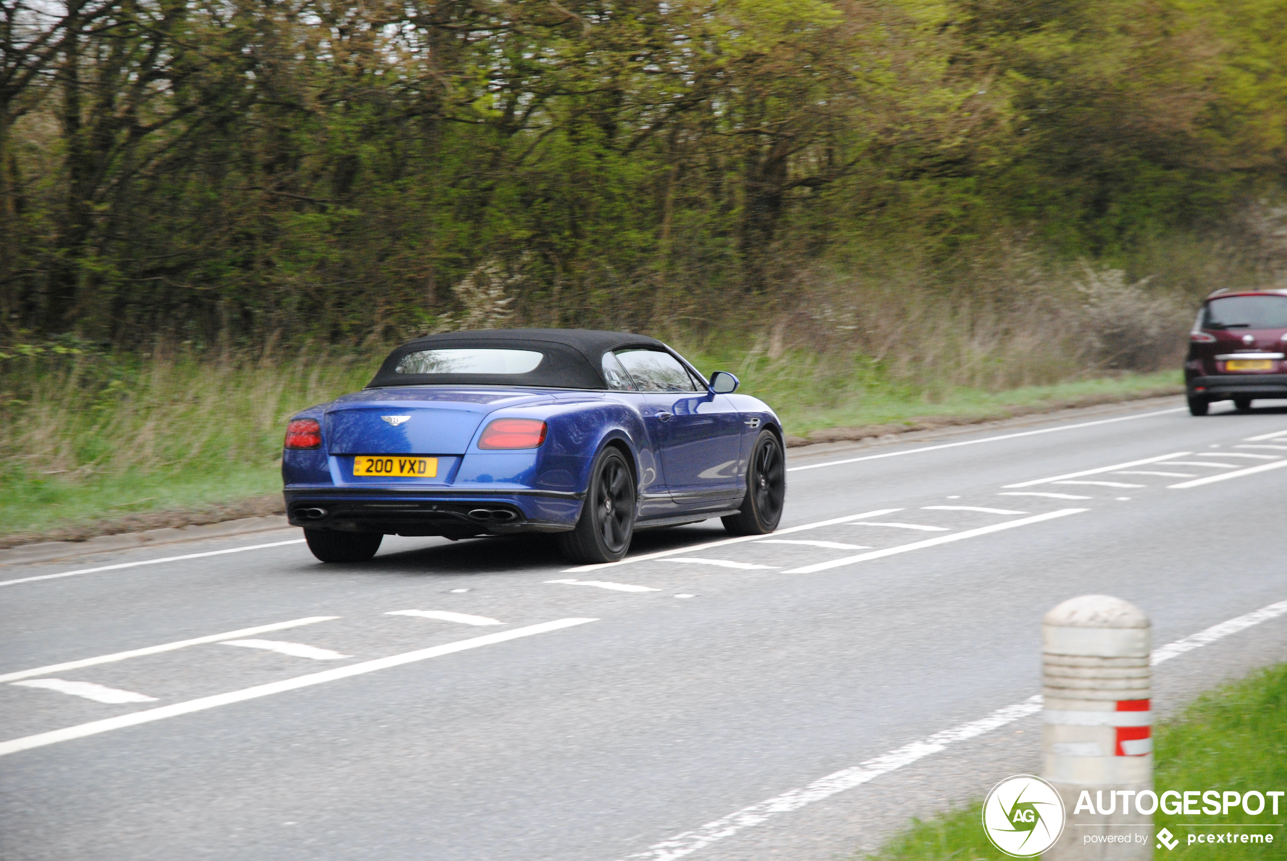 Bentley Continental GTC V8 S