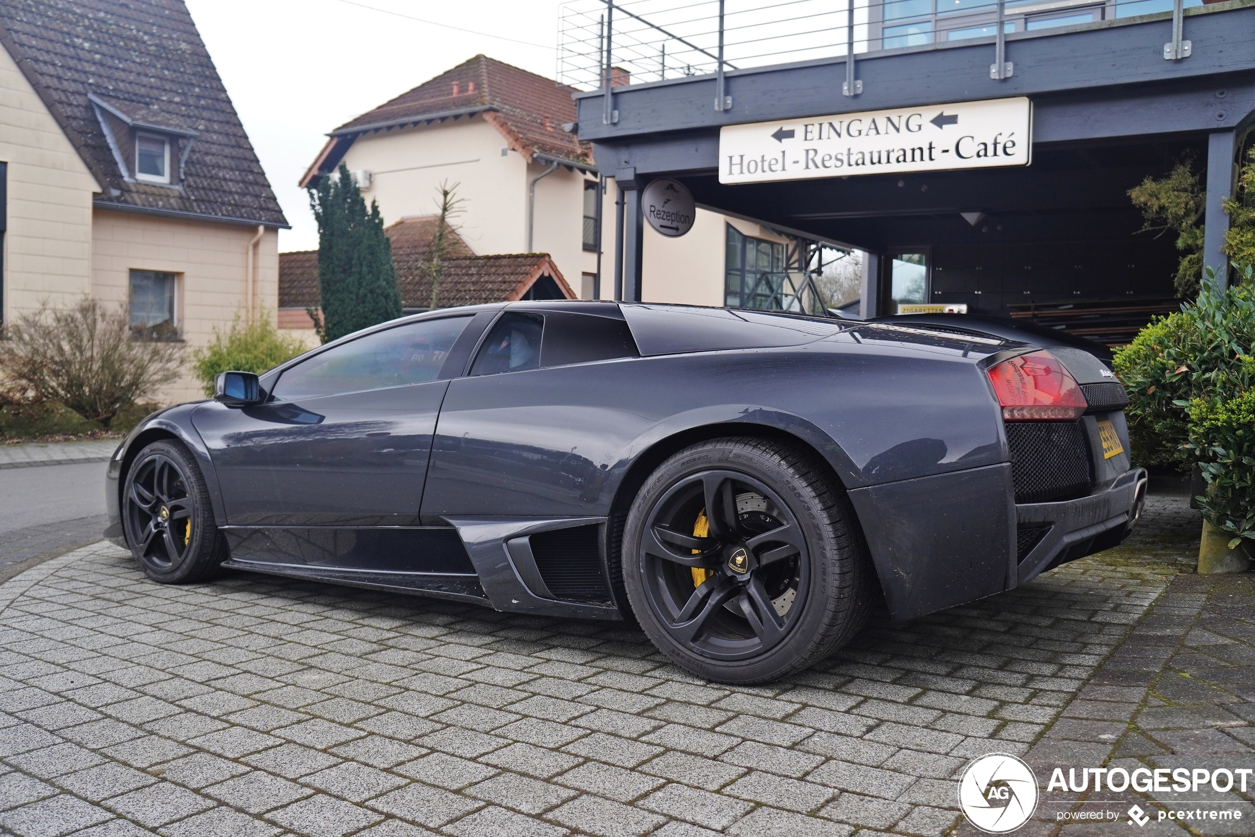 Lamborghini Murciélago LP640