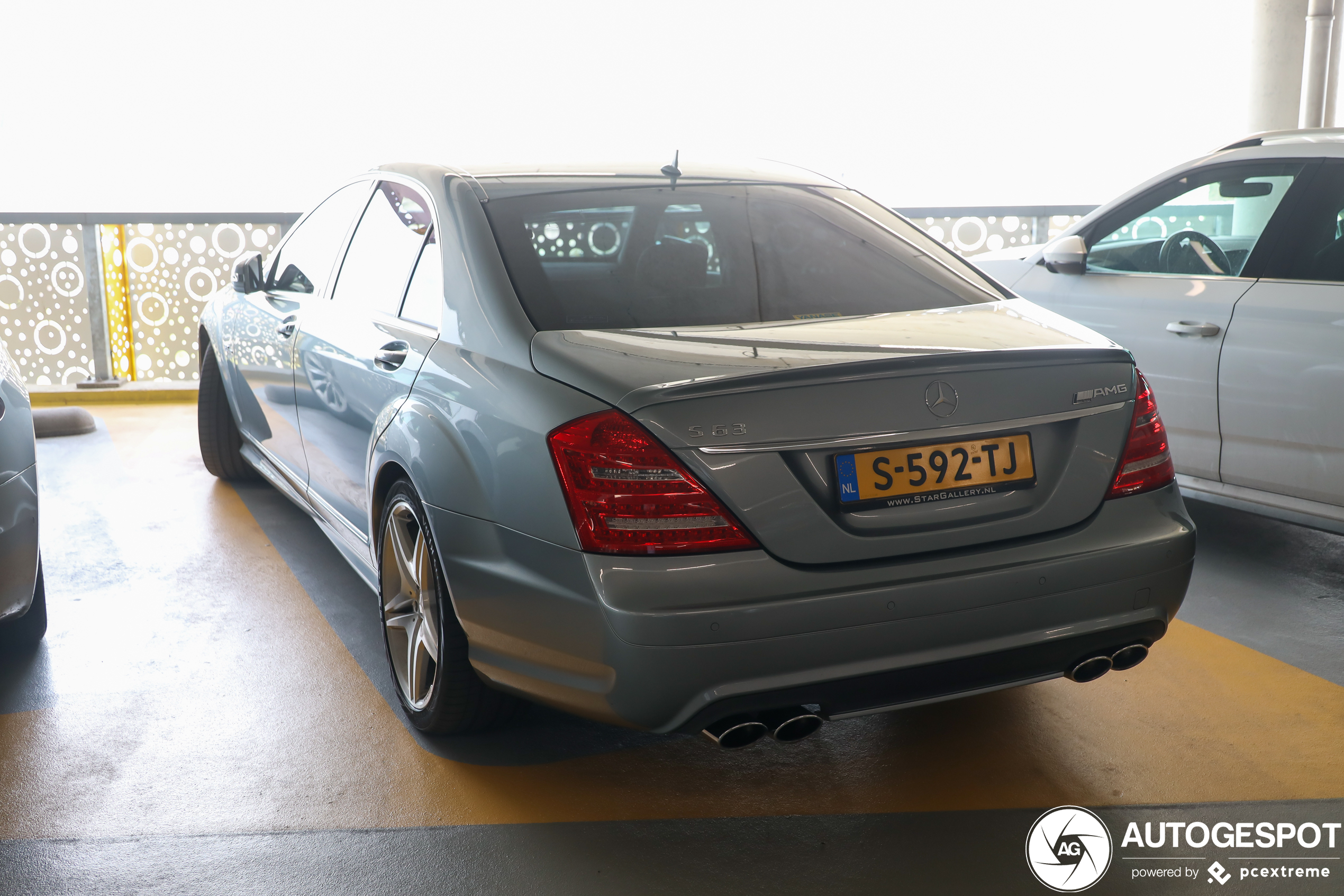 Mercedes-Benz S 63 AMG W221