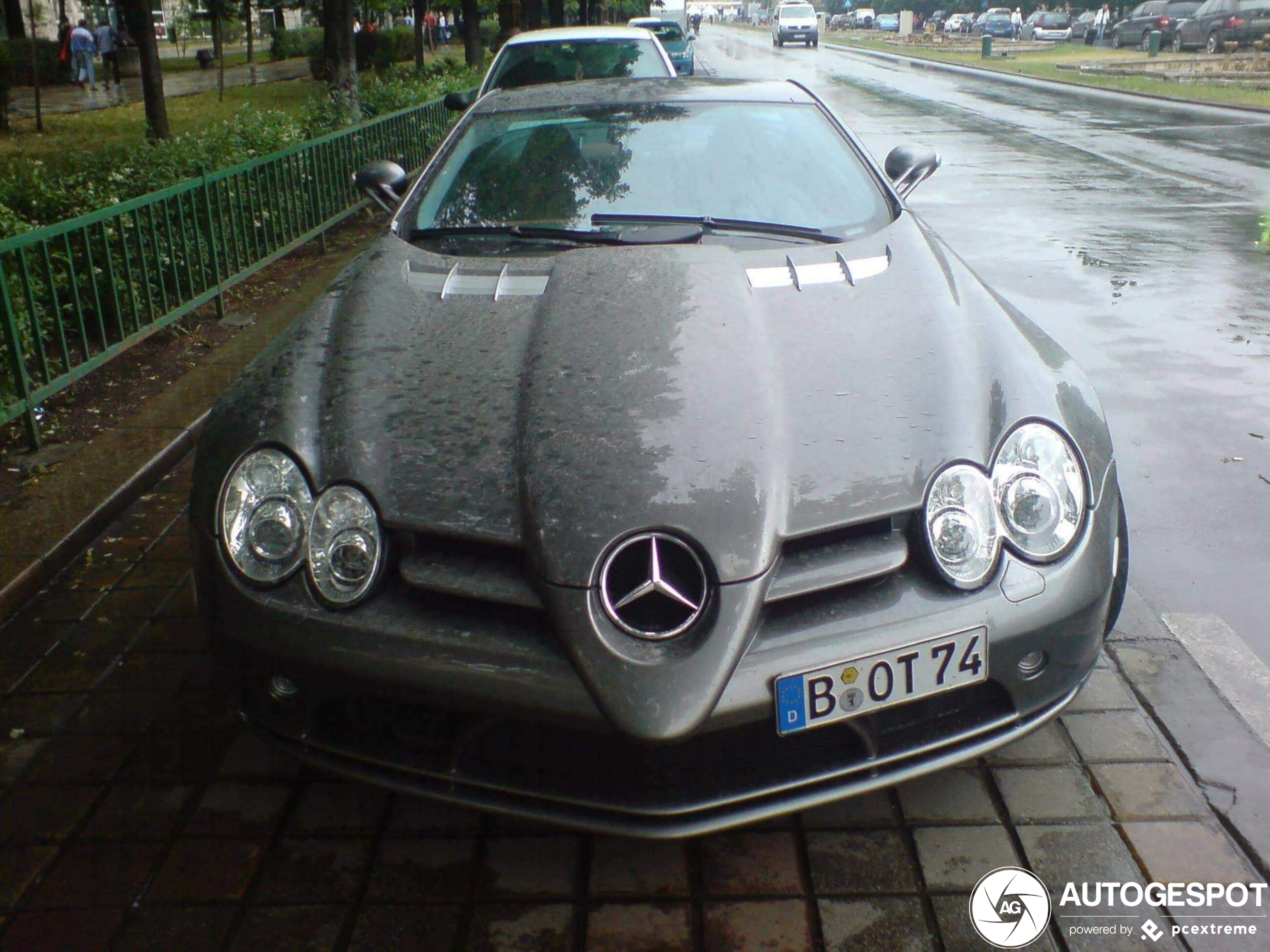 Mercedes-Benz SLR McLaren