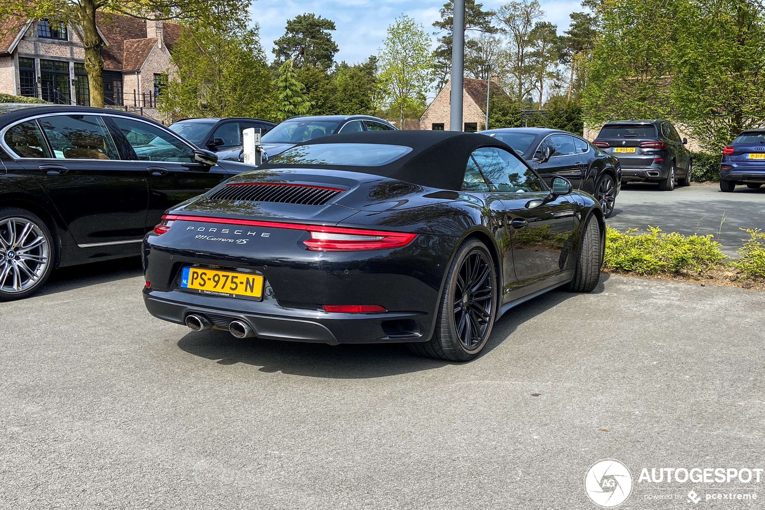 Porsche 991 Carrera 4S Cabriolet MkII