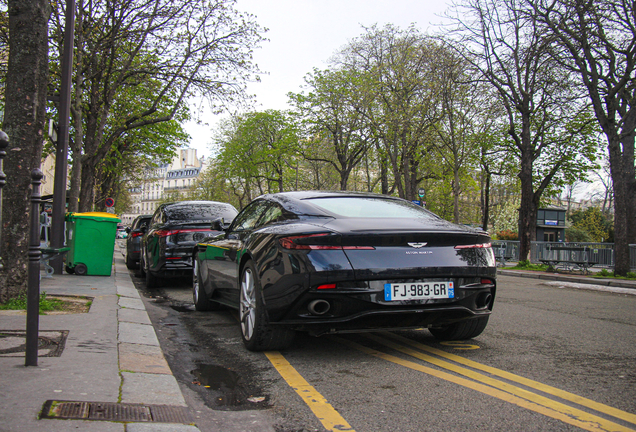 Aston Martin DB11 V8