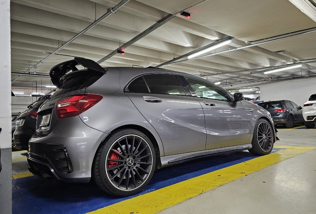 Mercedes-AMG A 45 W176 2015