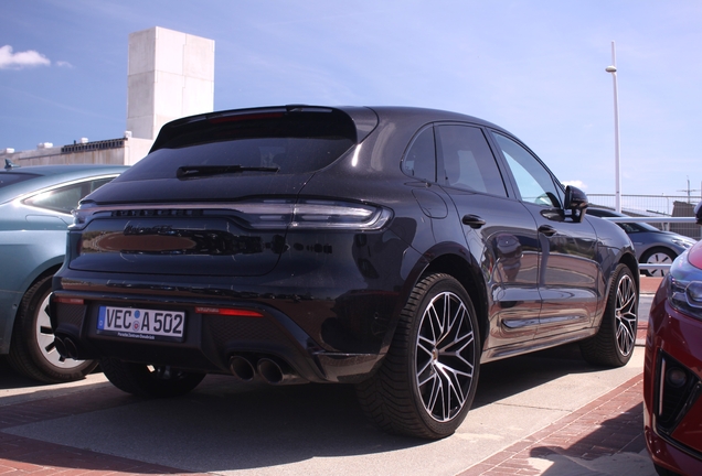 Porsche 95B Macan GTS MkIII