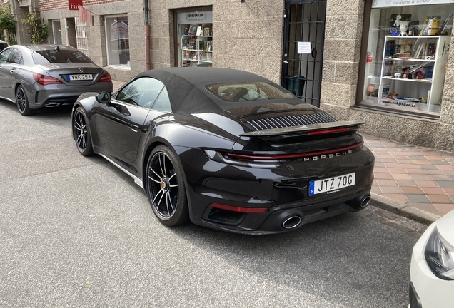 Porsche 992 Turbo S Cabriolet