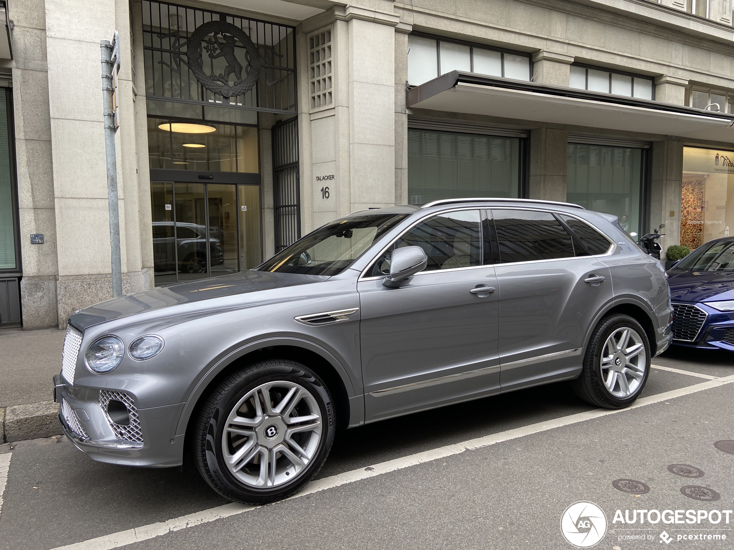 Bentley Bentayga V8 2021 First Edition