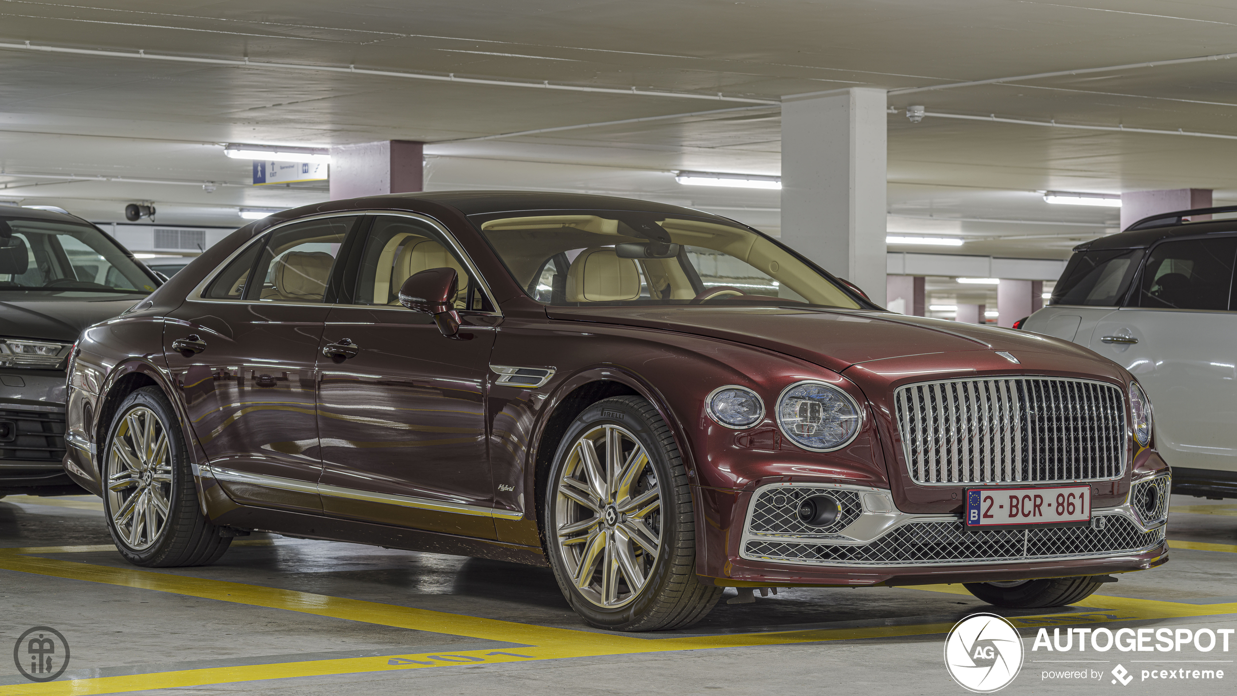 Bentley Flying Spur Hybrid