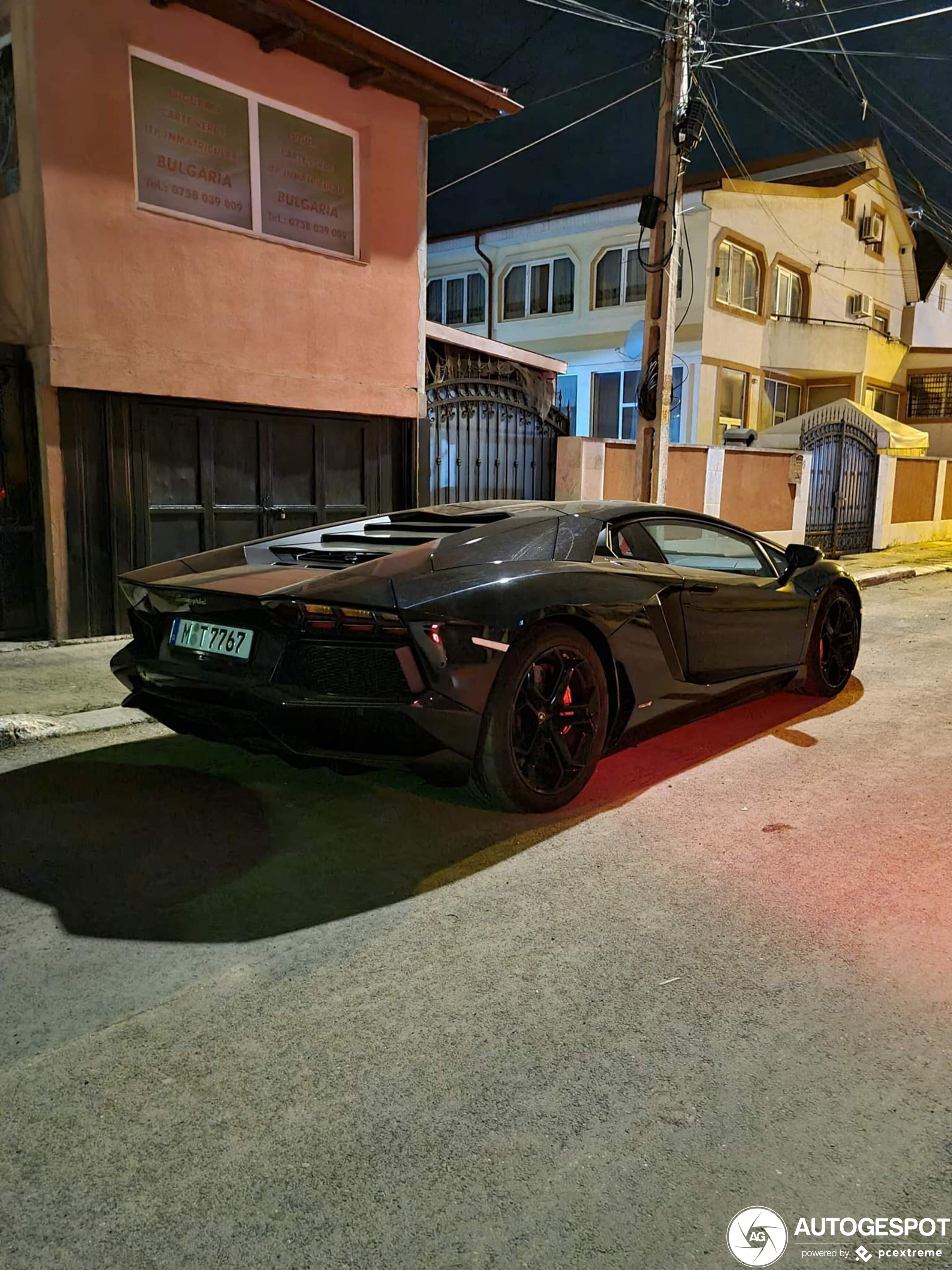 Lamborghini Aventador LP700-4