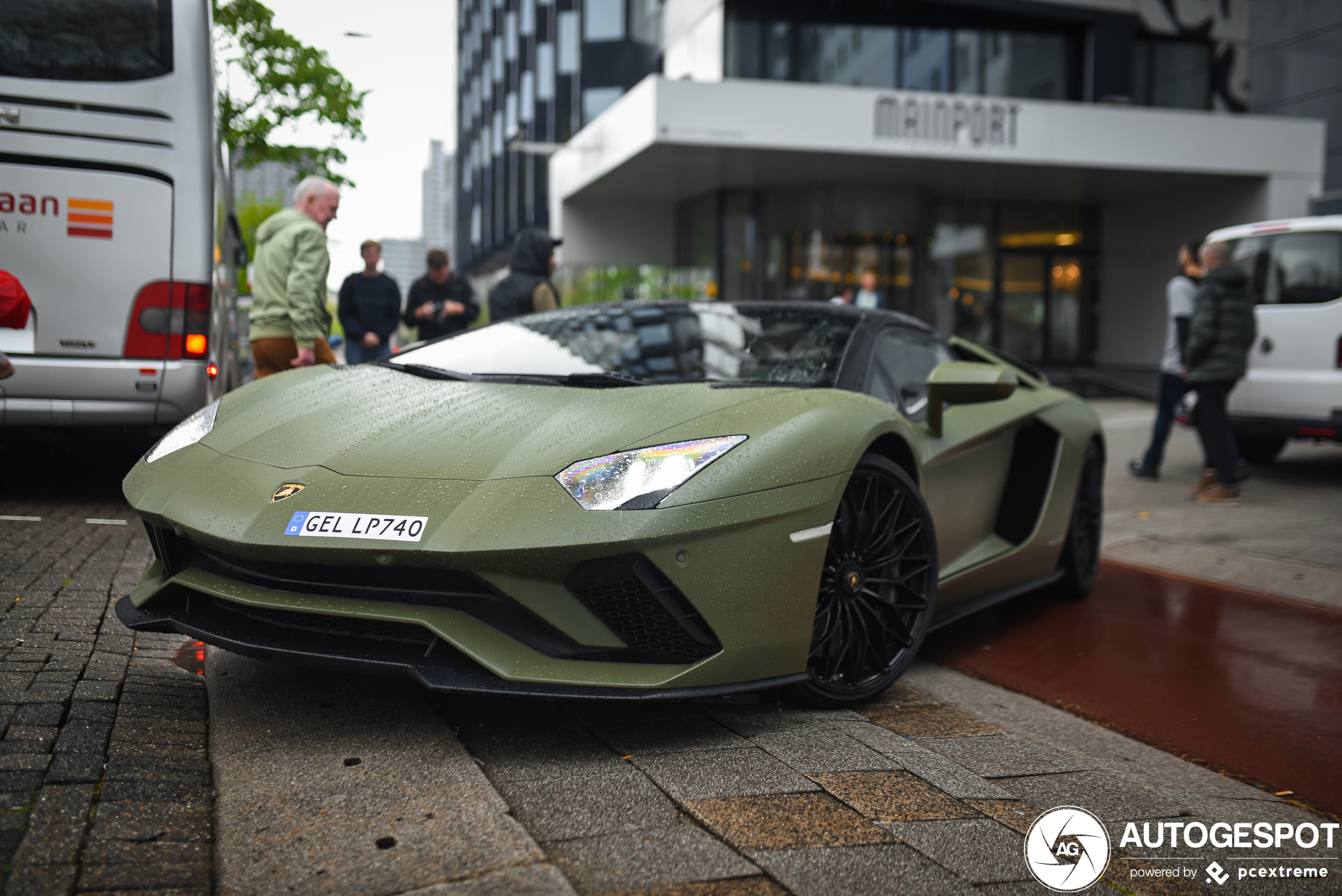 Lamborghini Aventador S LP740-4 Roadster