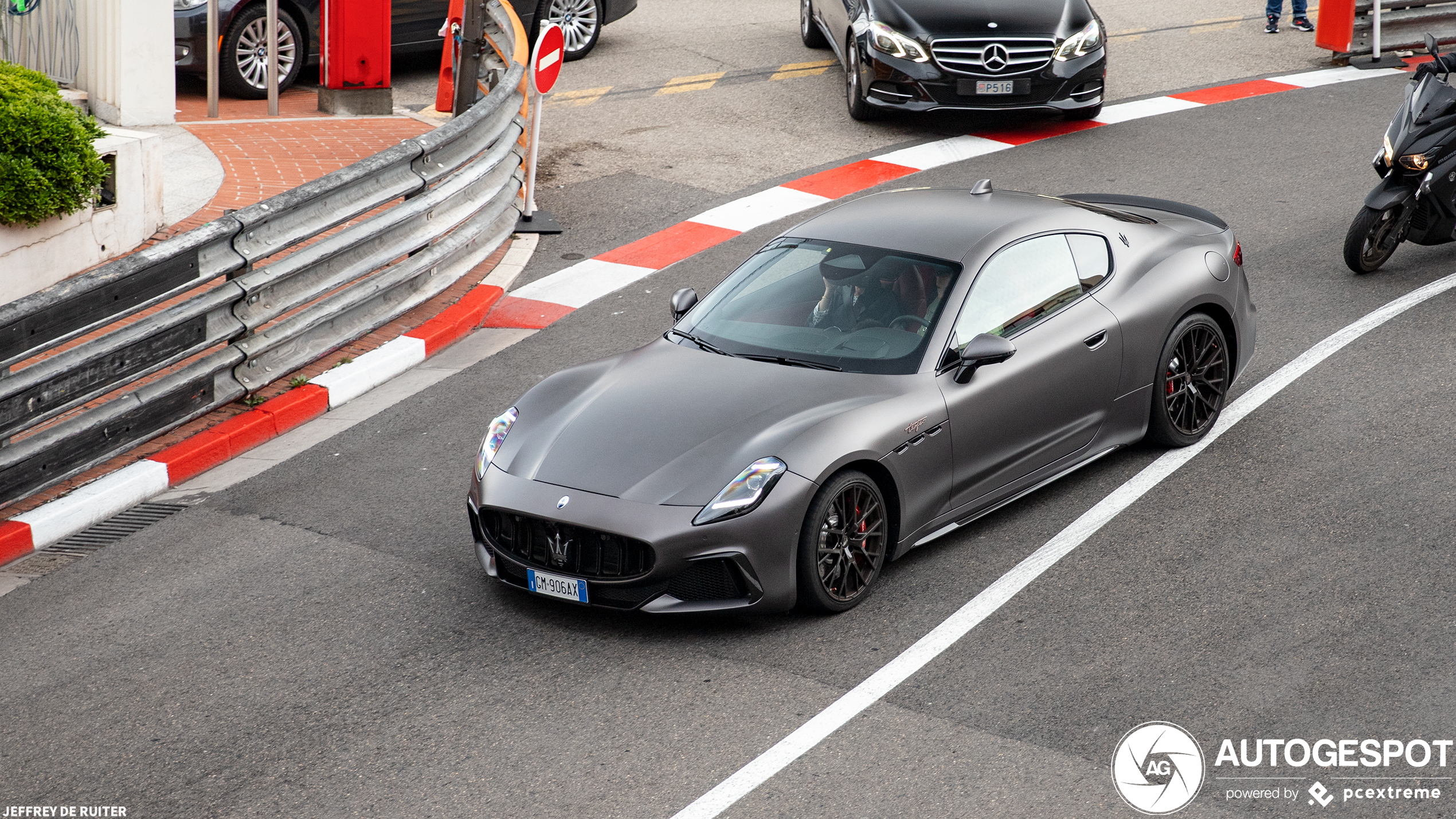 Gloednieuwe Maserati rijdt al door Monaco