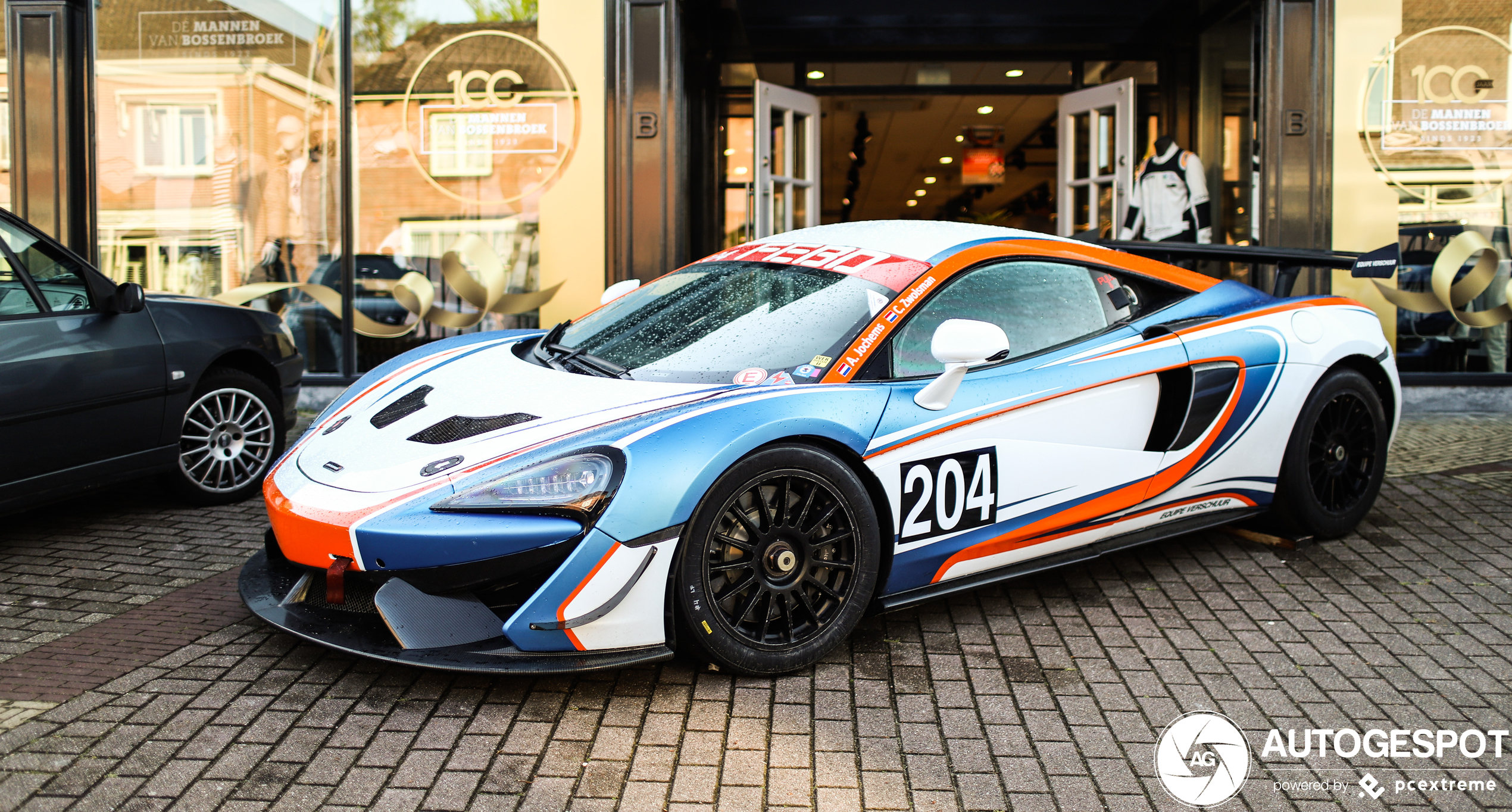 McLaren 570S GT4