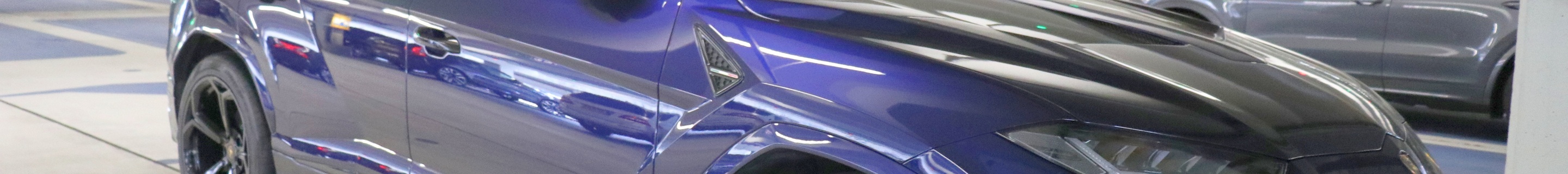 Lamborghini Urus Nero Design