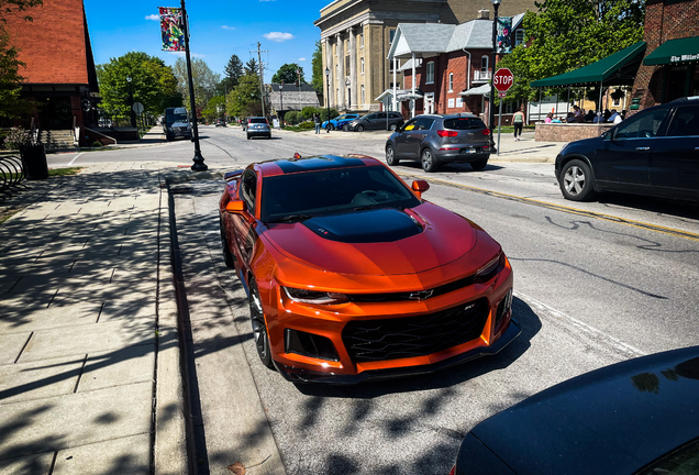 Chevrolet Camaro ZL1 2016