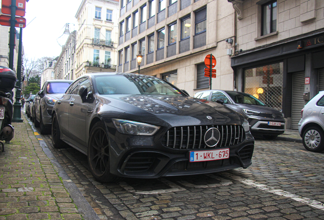 Mercedes-AMG GT 63 X290