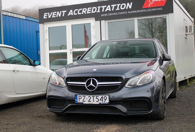 Mercedes-Benz E 63 AMG S W212