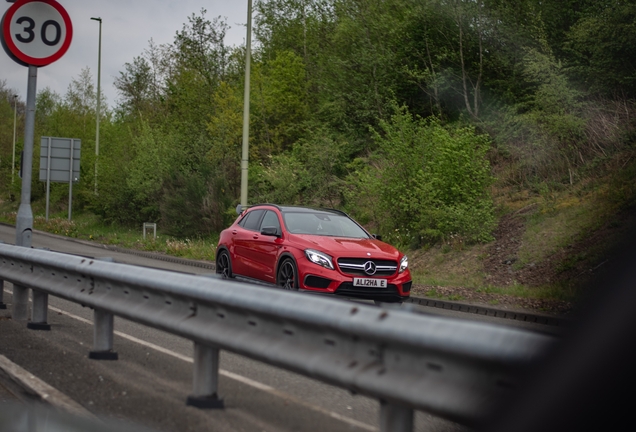 Mercedes-Benz GLA 45 AMG X156