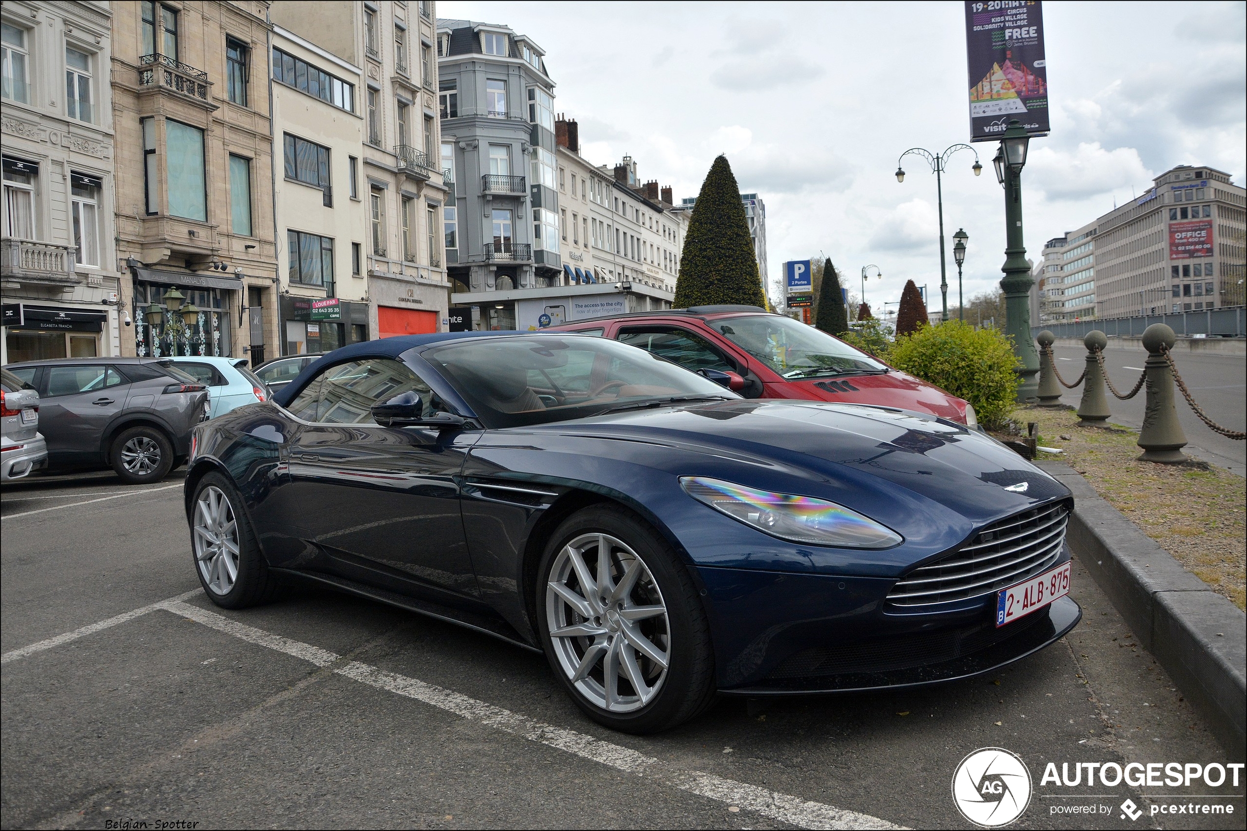 Aston Martin DB11 V8 Volante