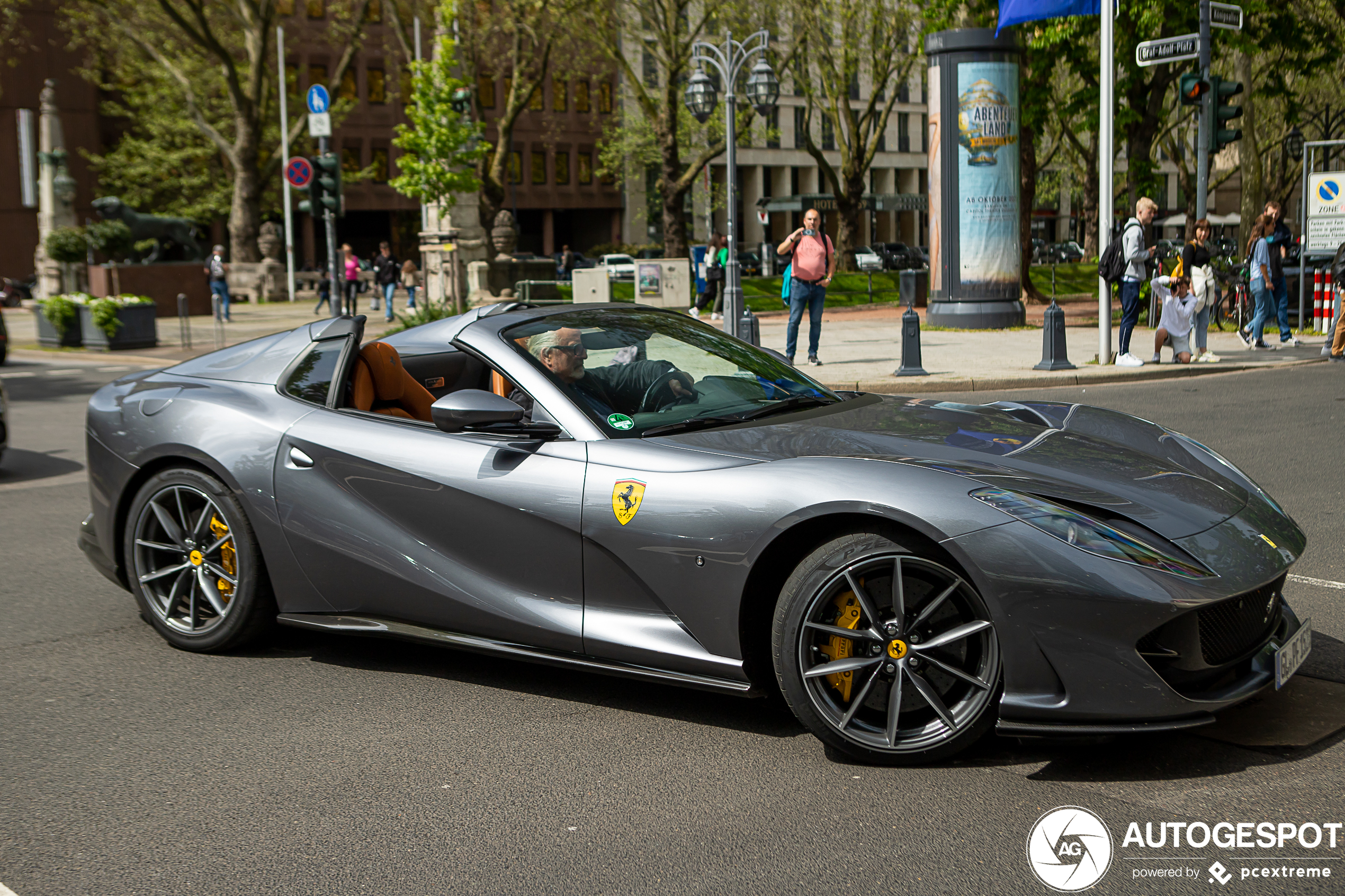 Ferrari 812 GTS