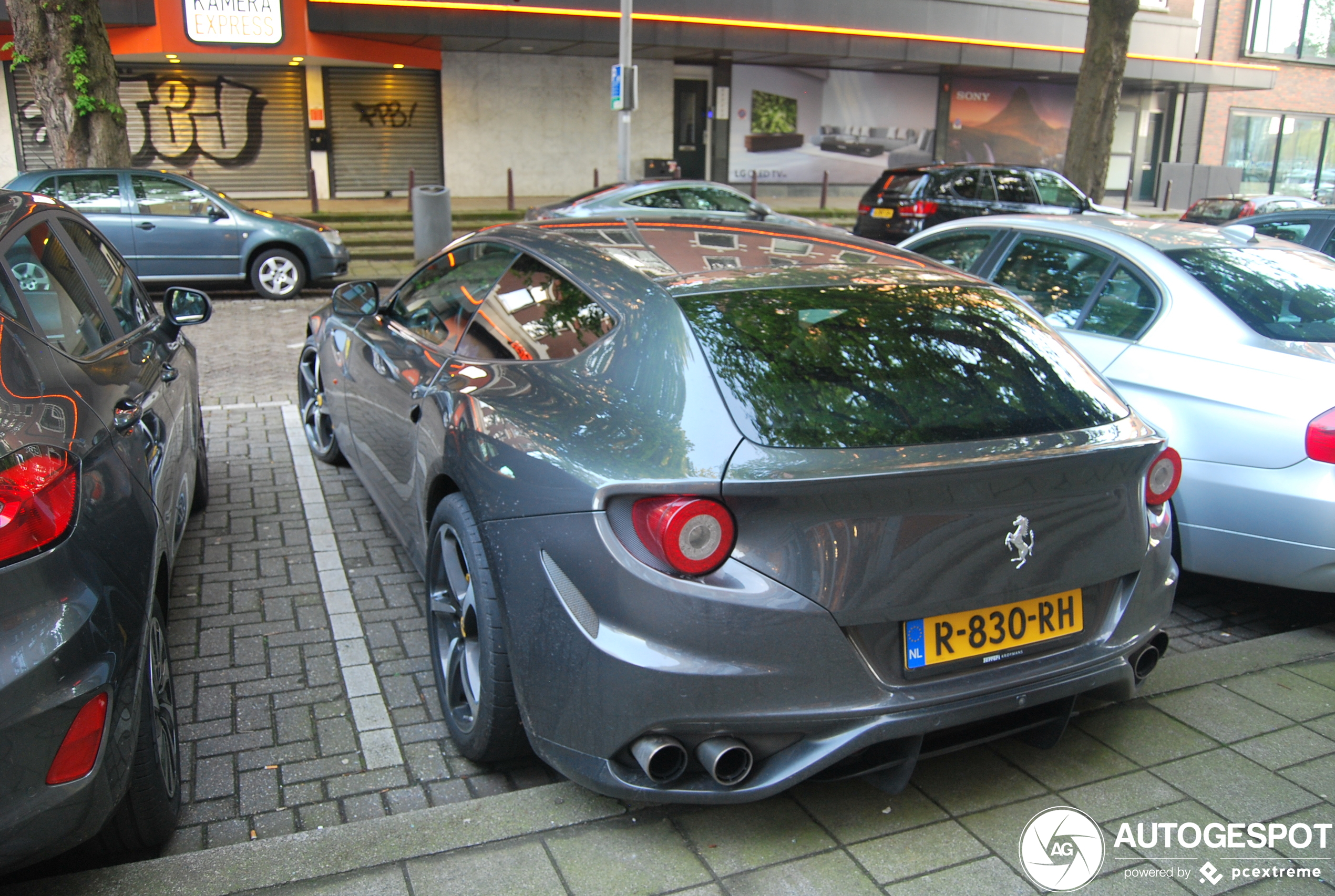 Ferrari FF