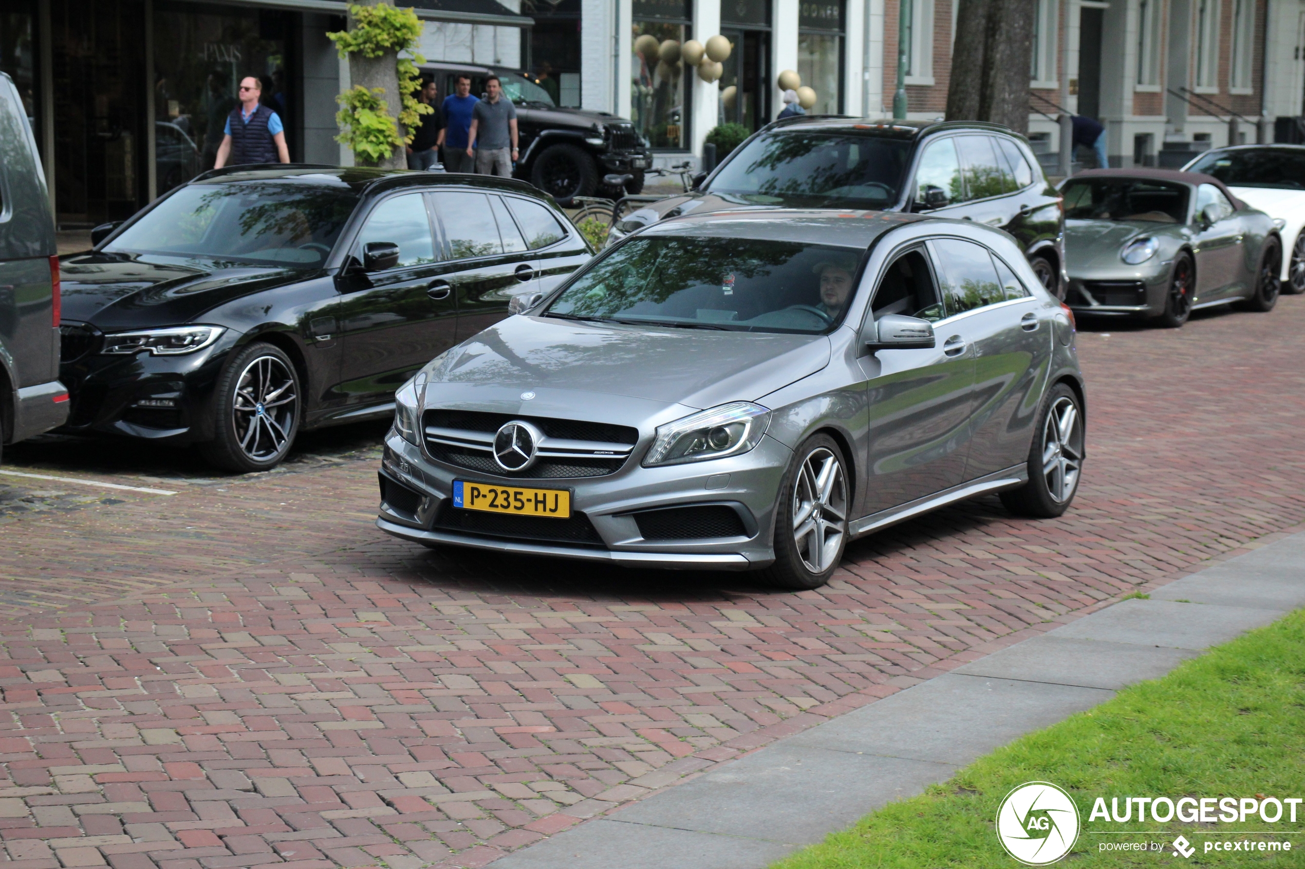 Mercedes-Benz A 45 AMG