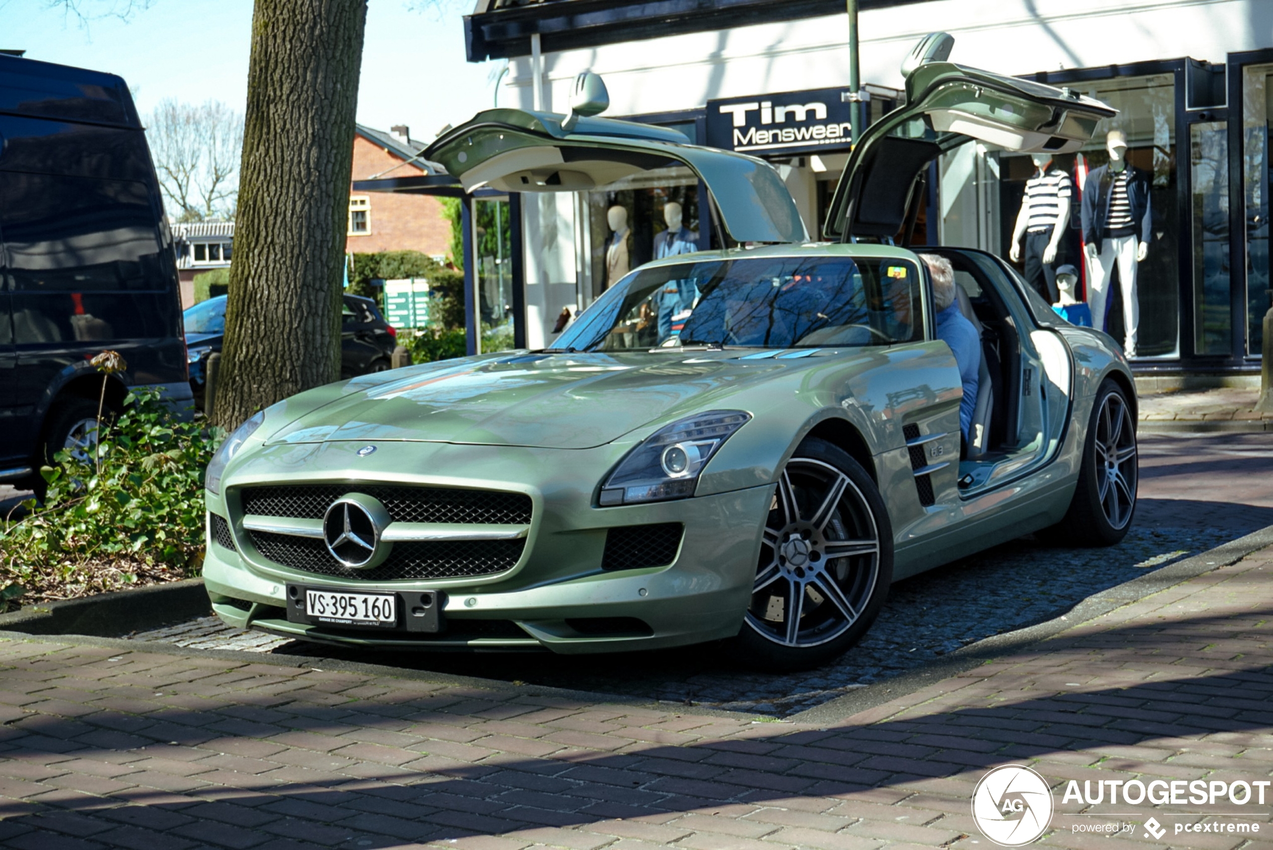 Mercedes-Benz SLS AMG