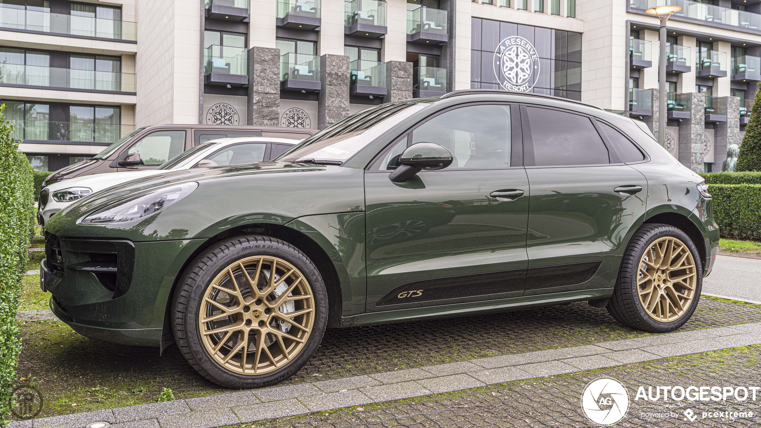 Porsche 95B Macan GTS