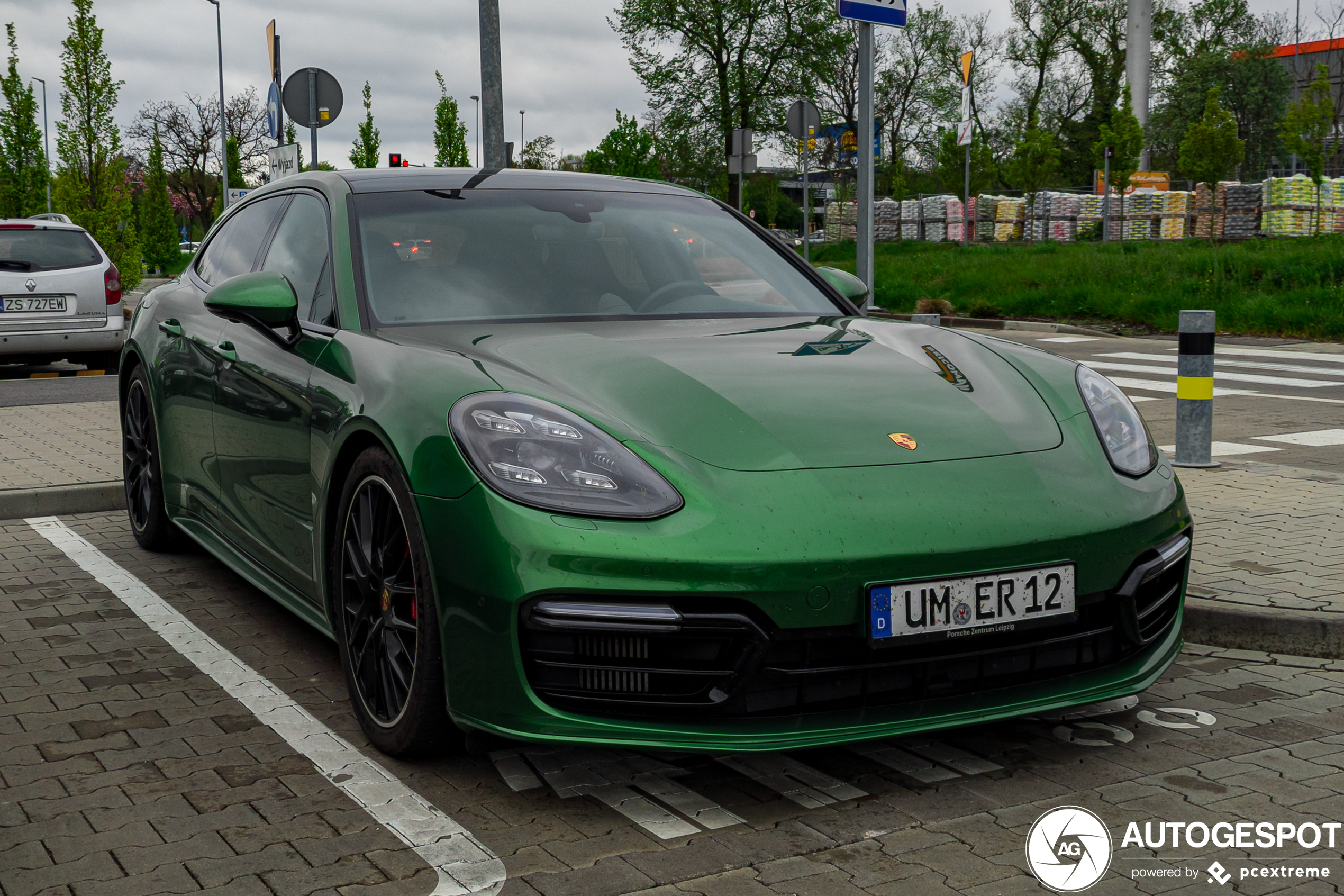 Porsche 971 Panamera GTS Sport Turismo