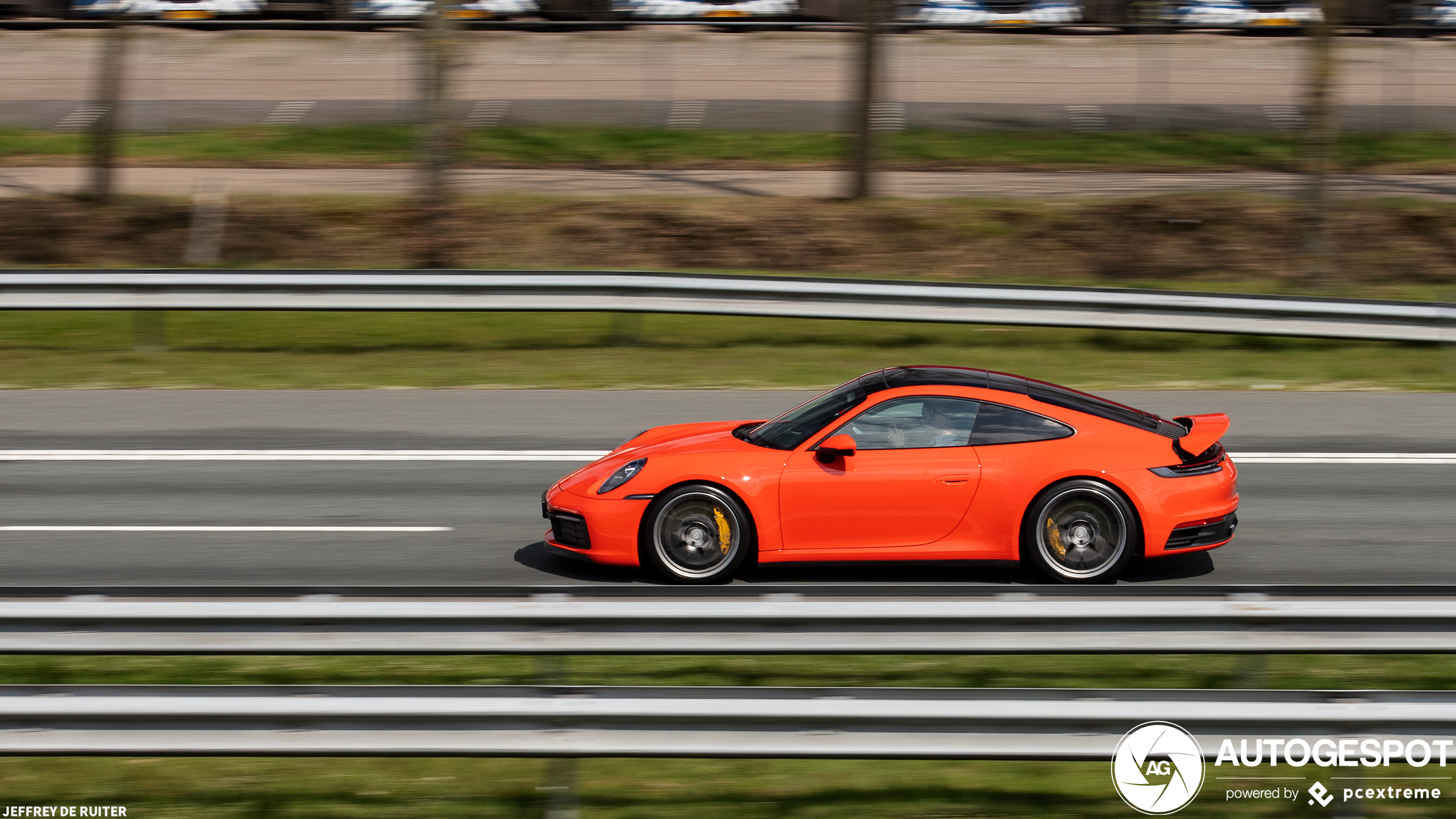 Porsche 992 Carrera S