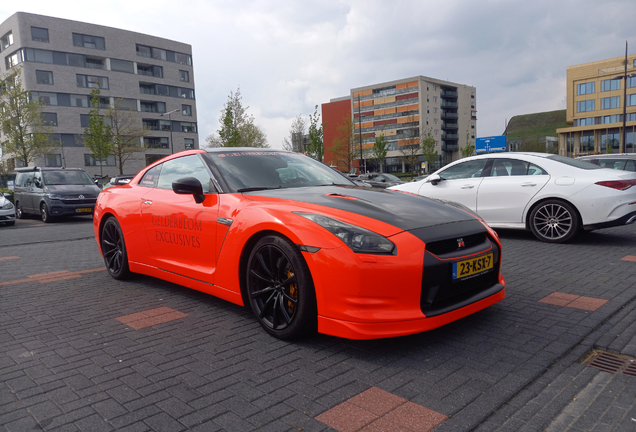 Nissan GT-R