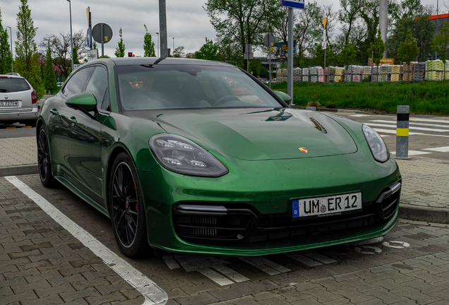 Porsche 971 Panamera GTS Sport Turismo