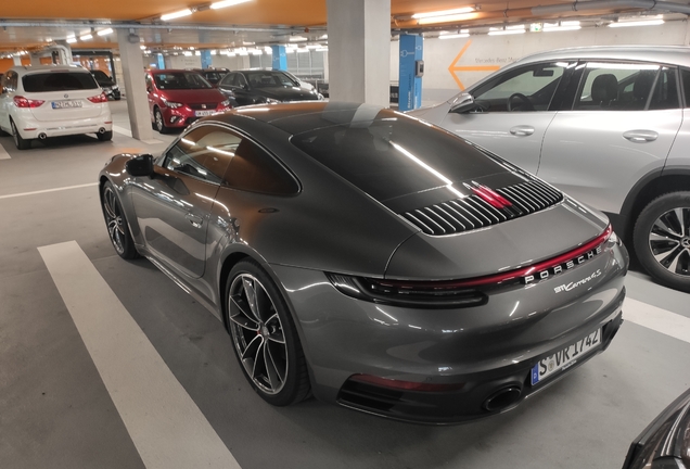 Porsche 992 Carrera 4S