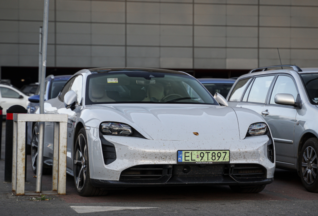 Porsche Taycan Turbo S