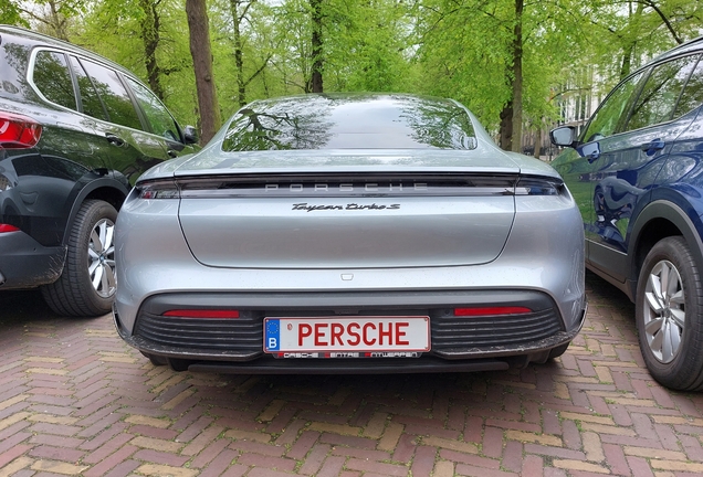 Porsche Taycan Turbo S