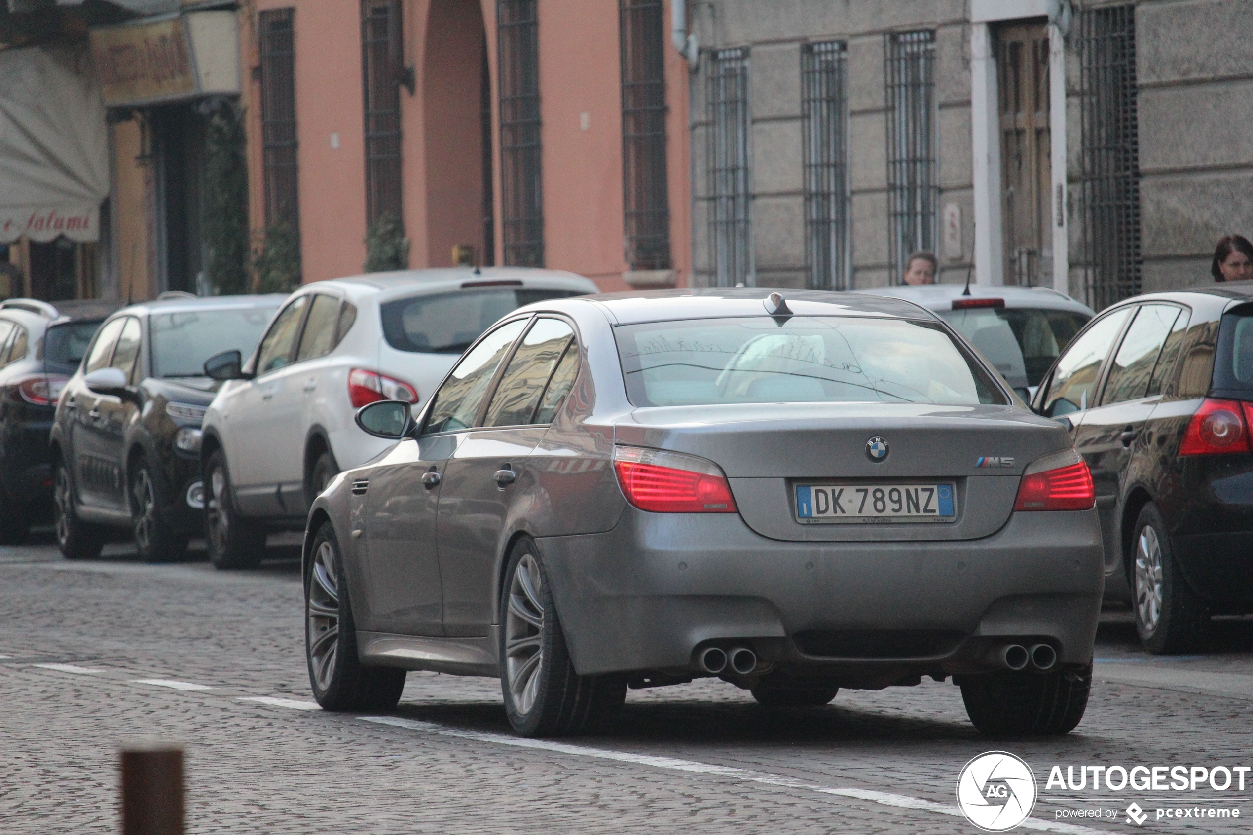 BMW M5 E60 2005