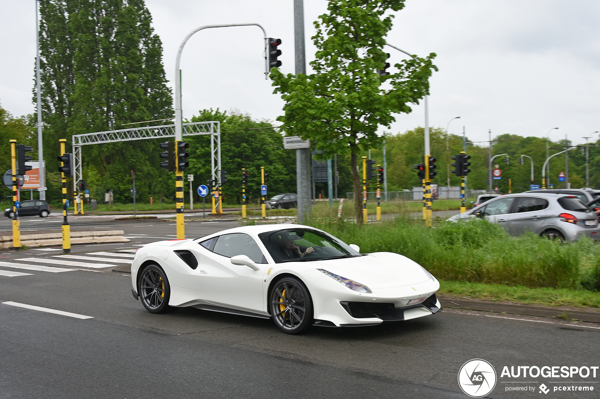 Ferrari 488 Pista