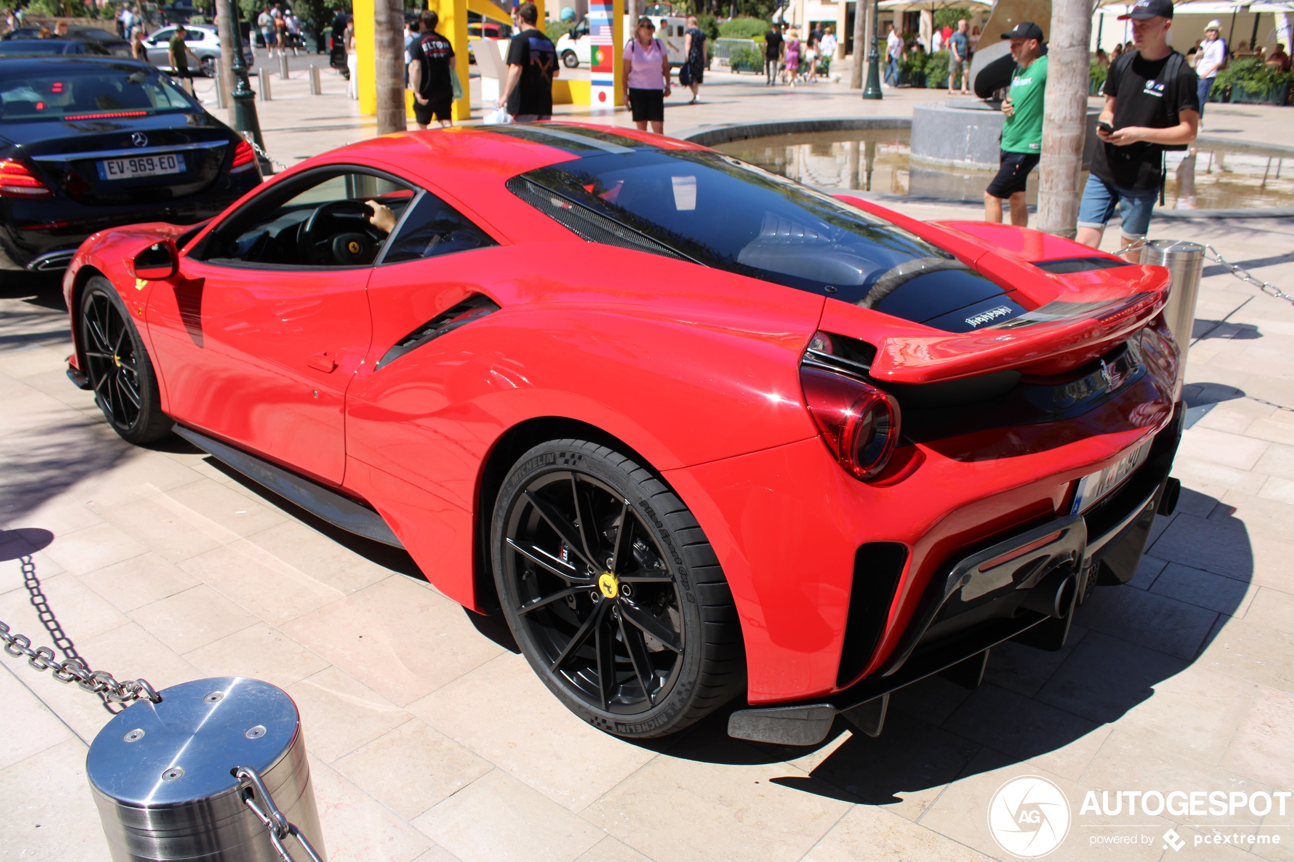 Ferrari 488 Pista