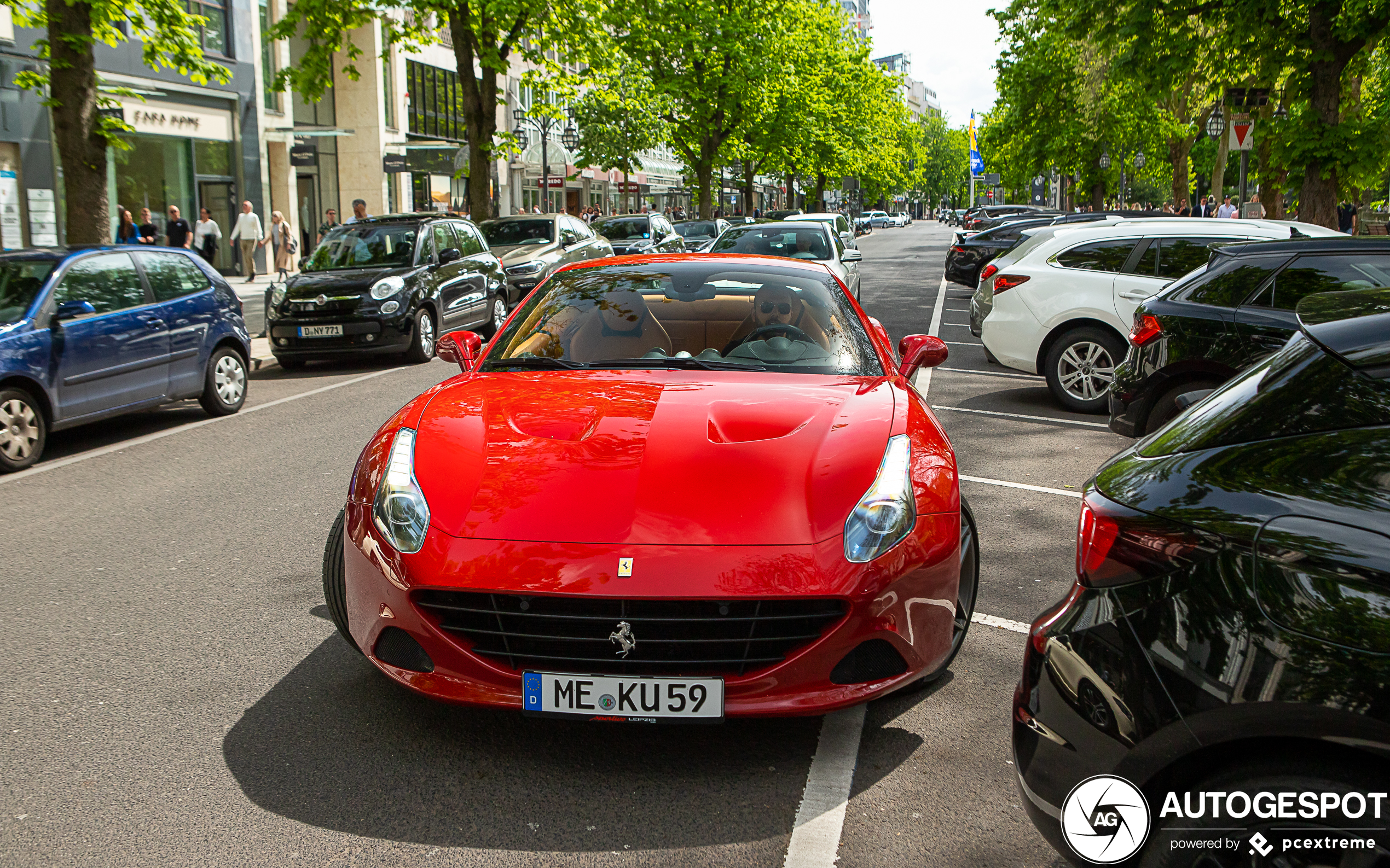 Ferrari California T