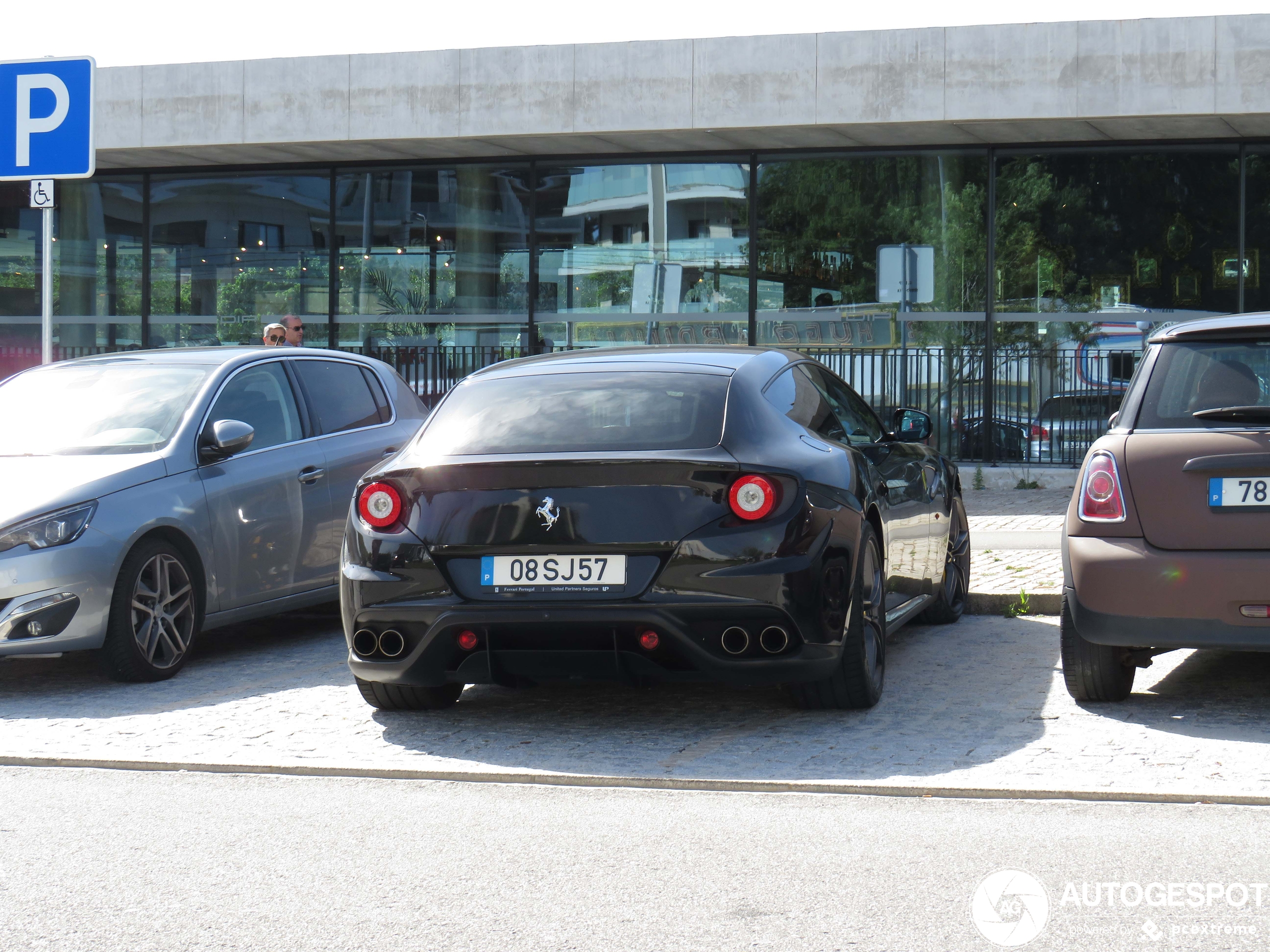 Ferrari FF