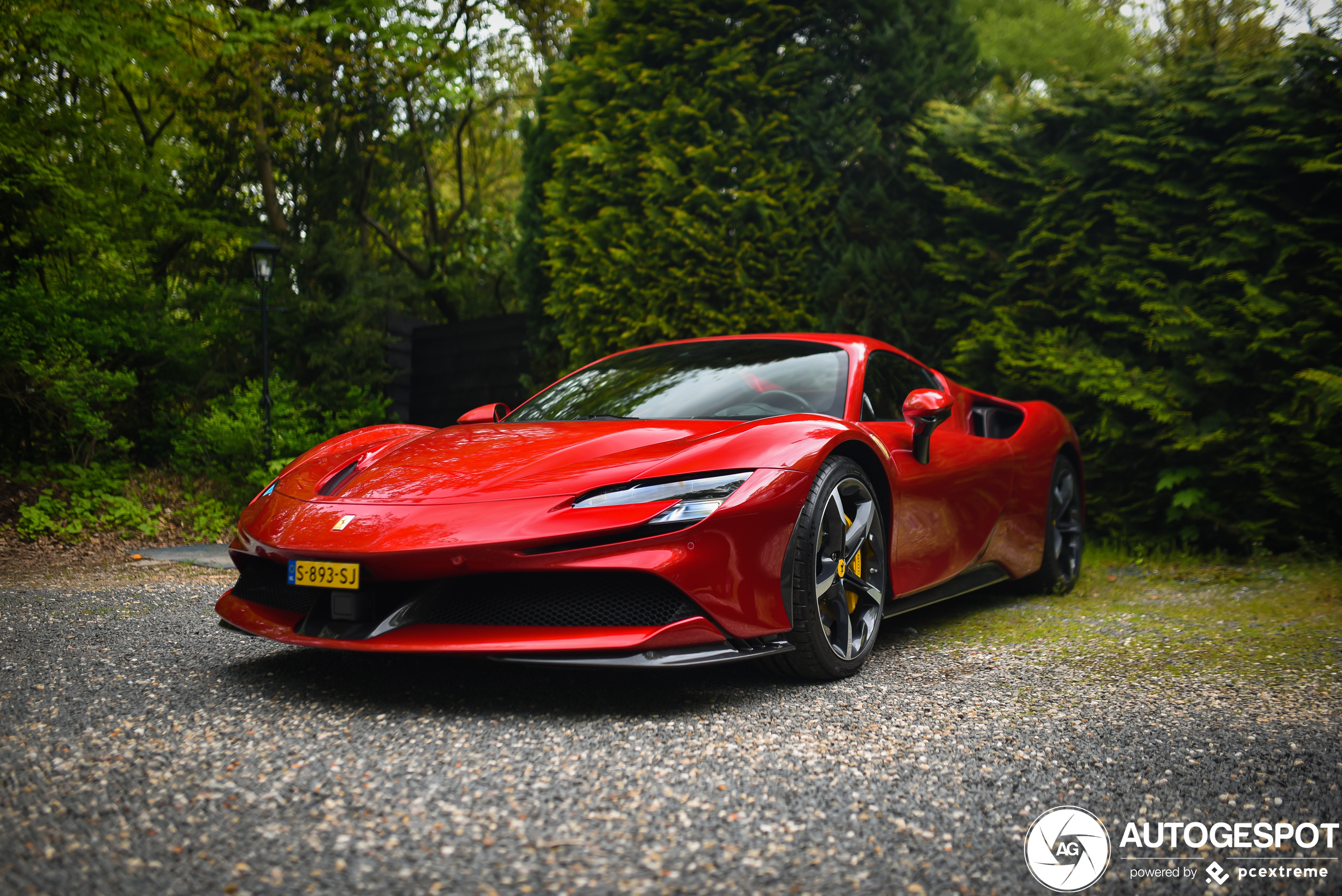 Ferrari SF90 Spider