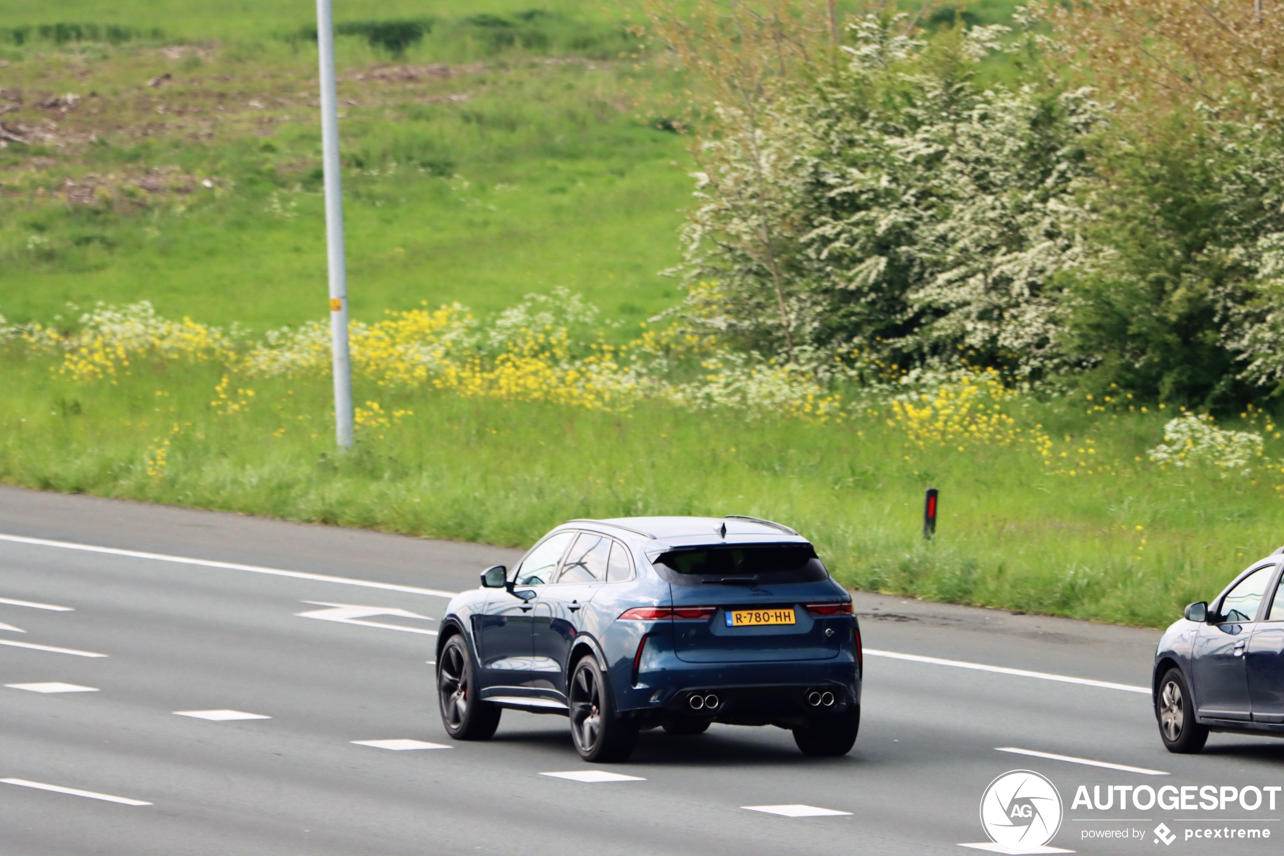 Jaguar F-PACE SVR 2021