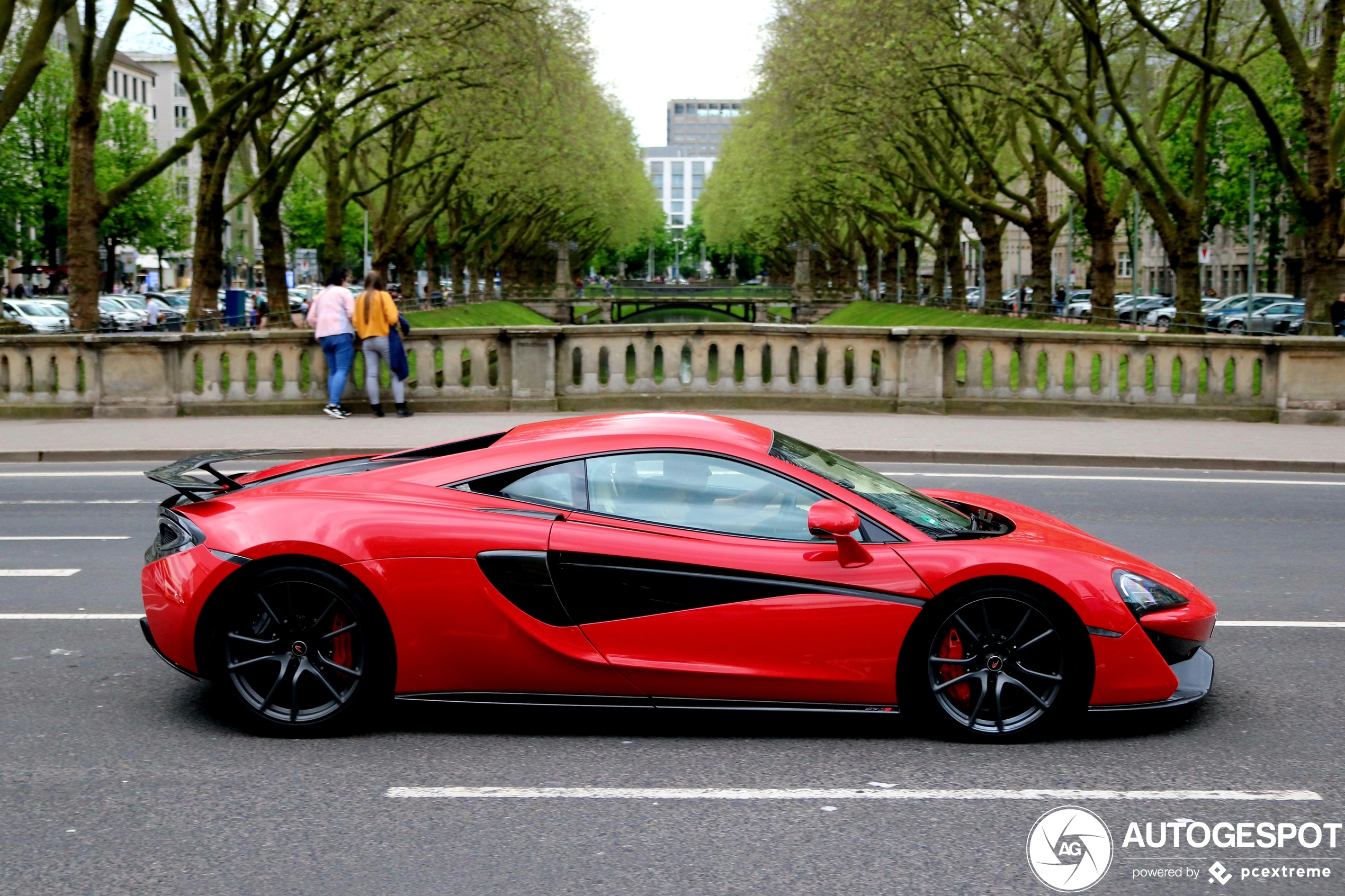 McLaren 570S