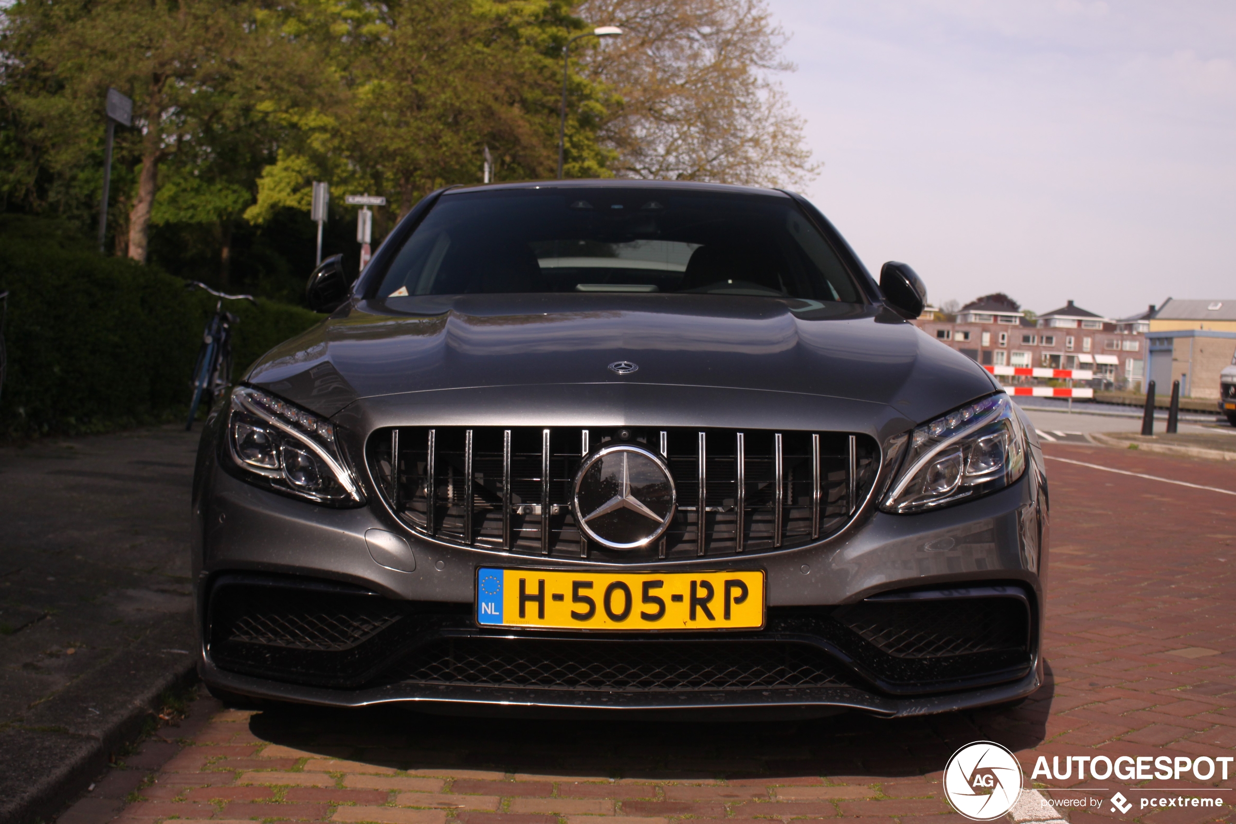 Mercedes-AMG C 63 S W205