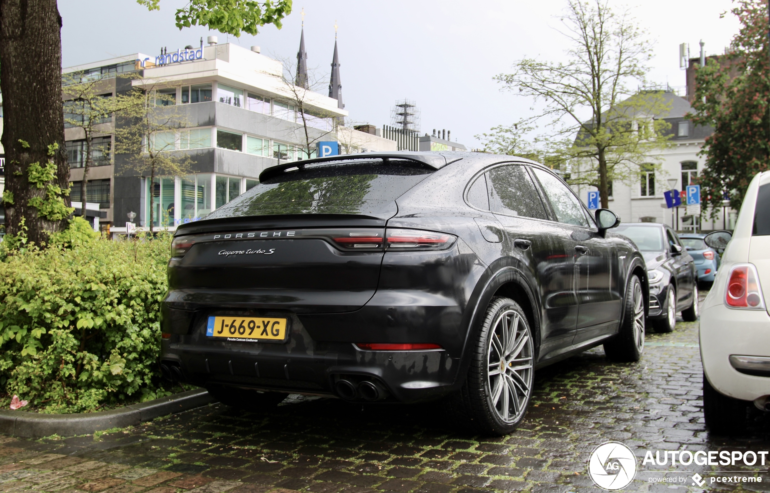 Porsche Cayenne Coupé Turbo S E-Hybrid