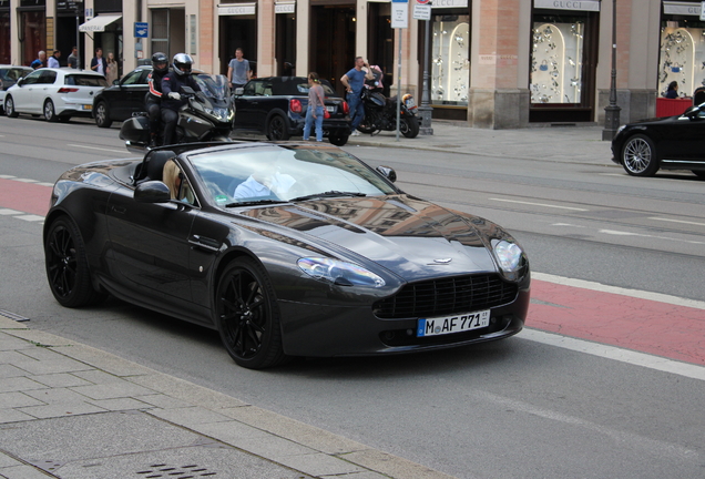 Aston Martin V8 Vantage Roadster