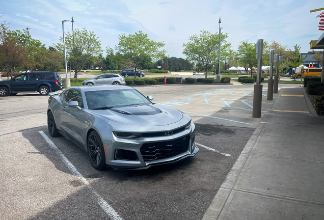 Chevrolet Camaro ZL1 2019